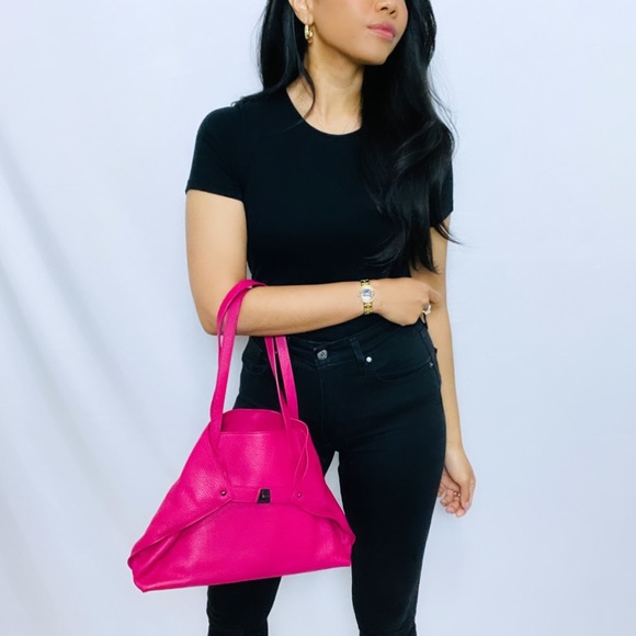 ***SOLD*** AKRIS | Authentic 100% leather Pink Medium Foldable Tote Star Bag - Picture 14 of 15